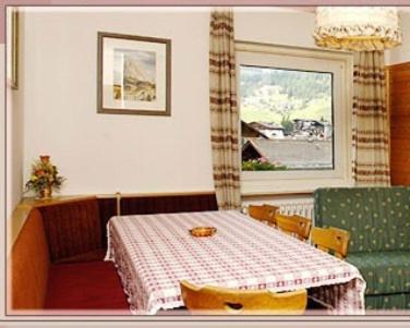 Hotel Garni Sayonara Selva di Val Gardena Exteriér fotografie